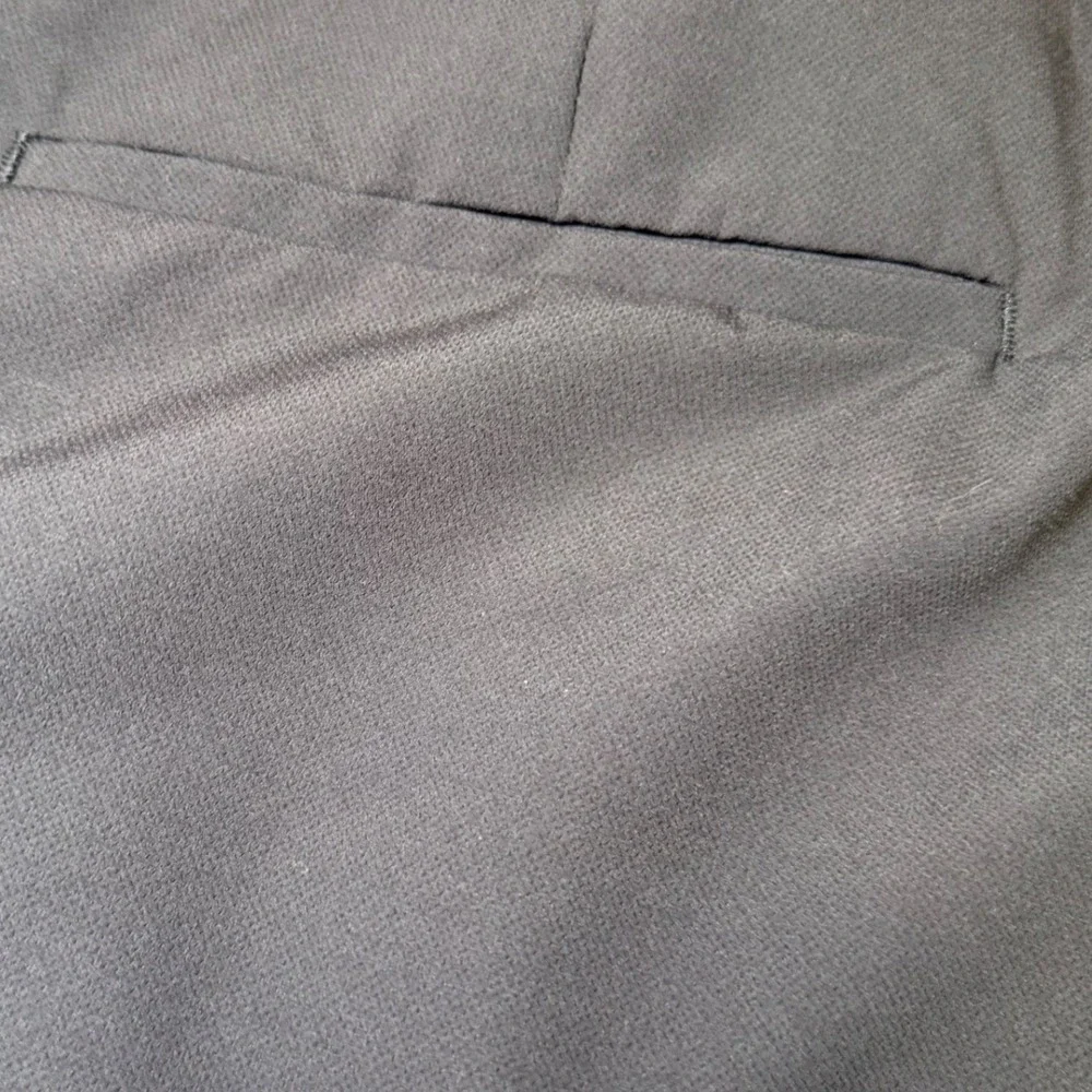 Banana Republic Mens Size 32x32 Traveler Performance Pants Black Stretch Dress